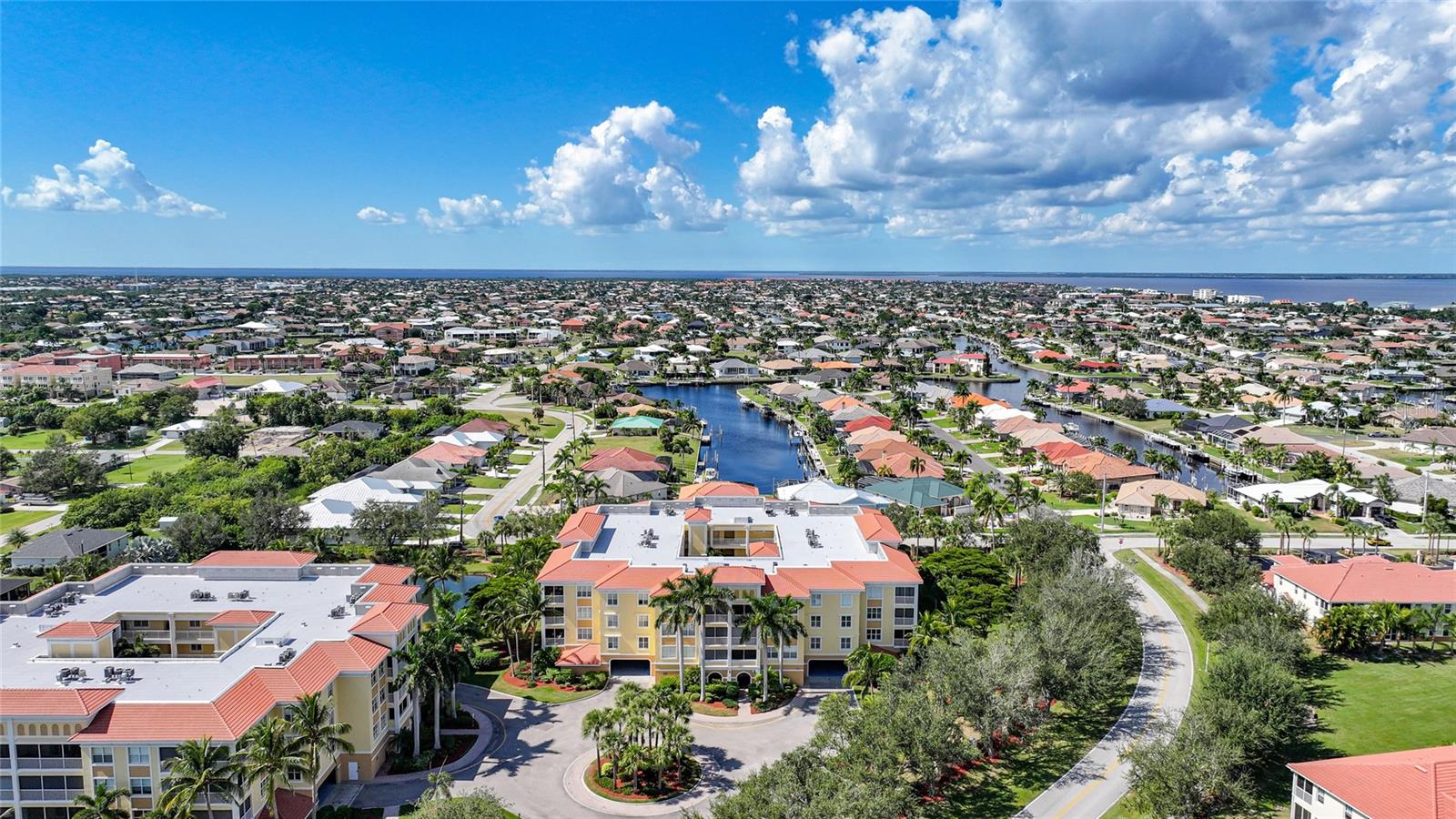 Image 33 of 42 For 255 West End Drive 1412