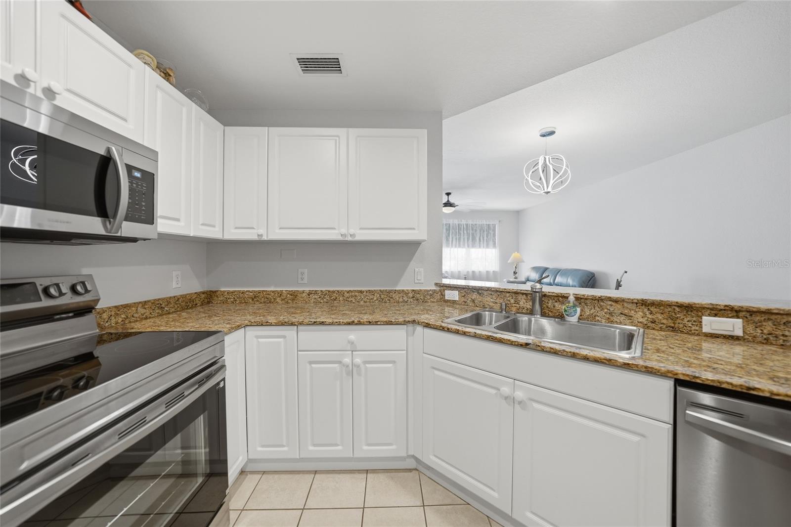 Image 8 of 42 For 255 West End Drive 1412