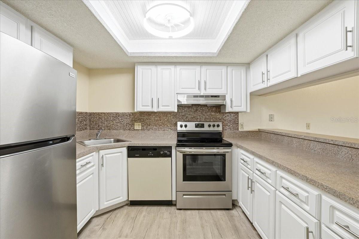 Image 14 of 30 For 1515 Forrest Nelson Boulevard B206