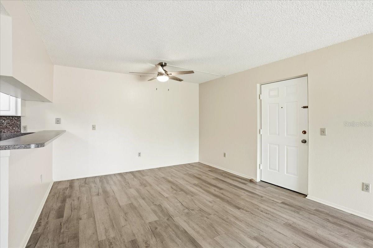 Image 4 of 30 For 1515 Forrest Nelson Boulevard B206