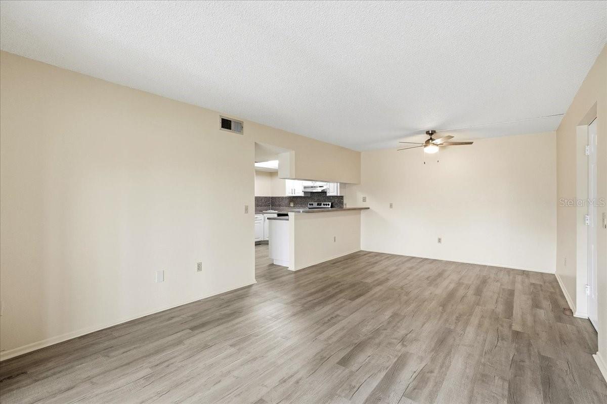 Image 5 of 30 For 1515 Forrest Nelson Boulevard B206