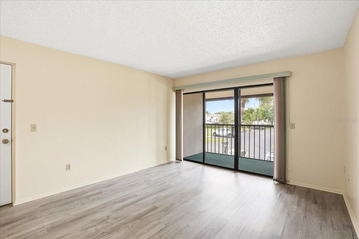 Image 9 of 30 For 1515 Forrest Nelson Boulevard B206