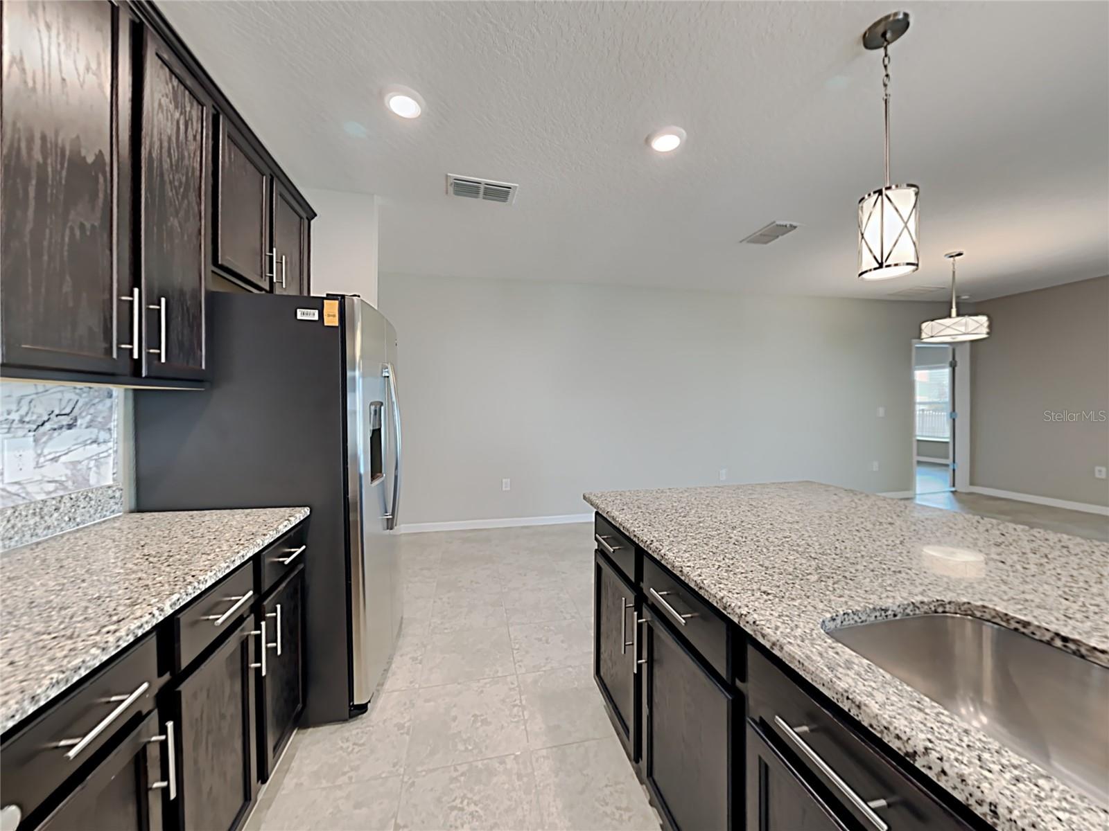 Image 10 of 21 For 653 Campo Lane