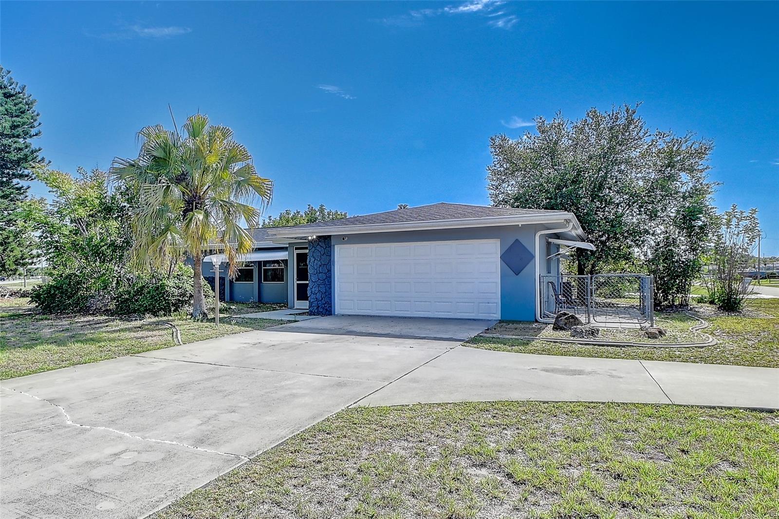 Details for 1678 Country Club Parkway, LEHIGH ACRES, FL 33936