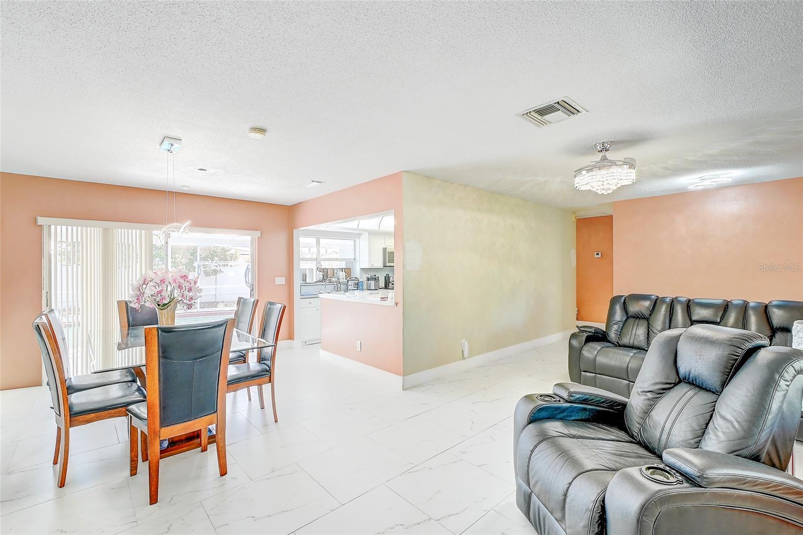 Image 11 of 33 For 1678 Country Club Parkway