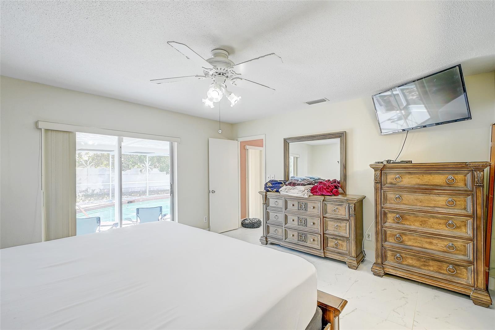 Image 22 of 33 For 1678 Country Club Parkway