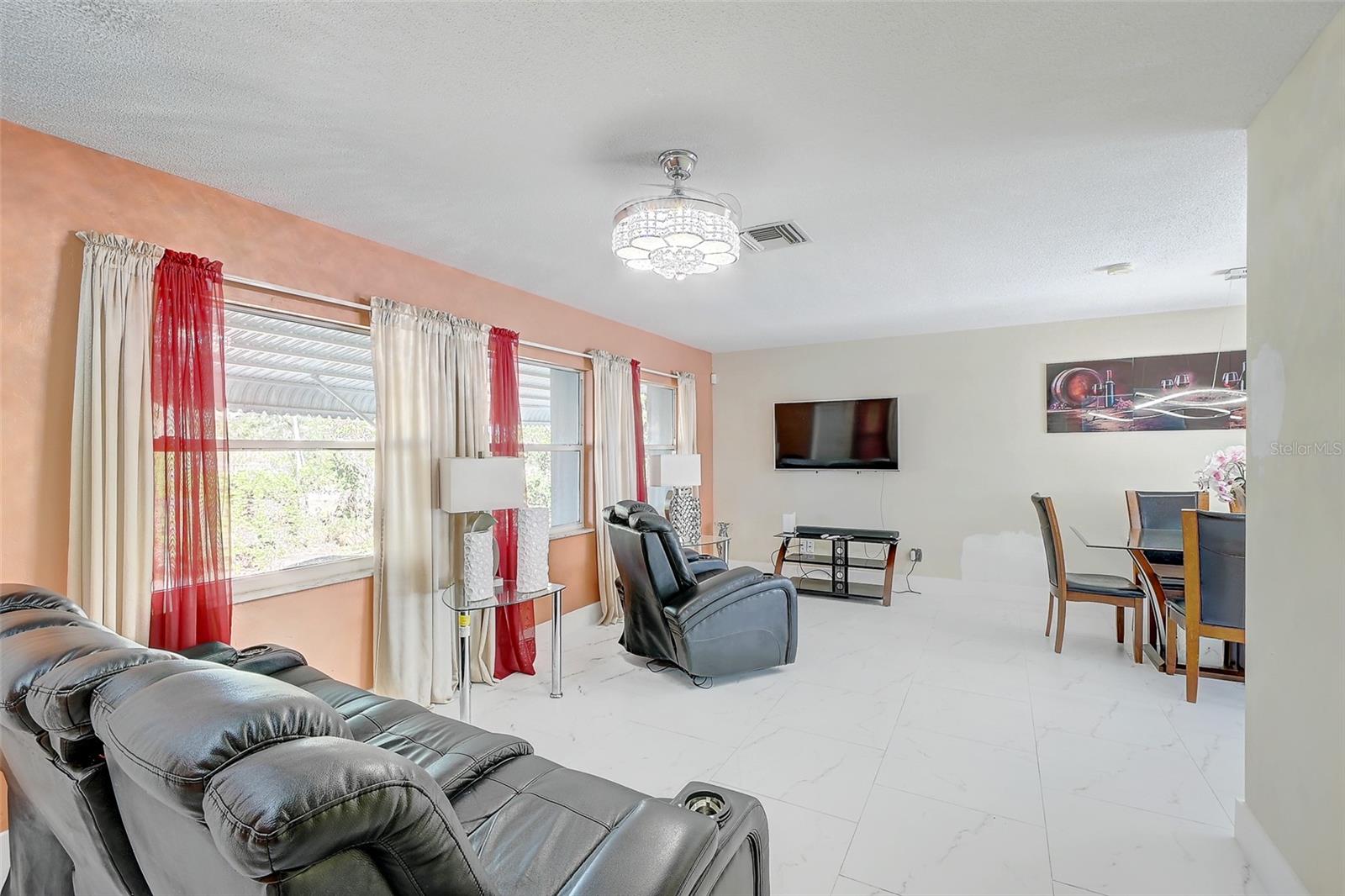 Image 6 of 33 For 1678 Country Club Parkway