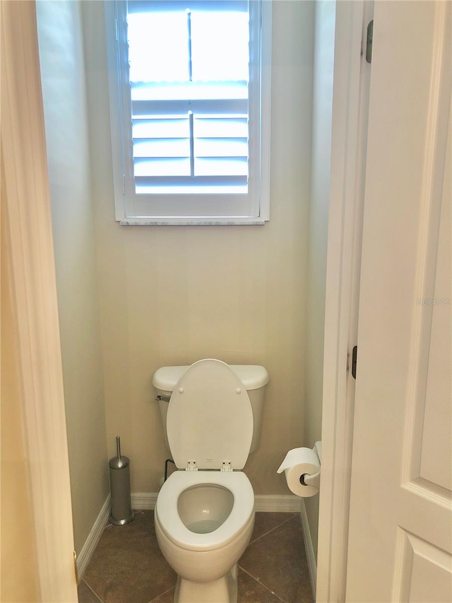 Image 19 of 35 For 3291 Midship Drive