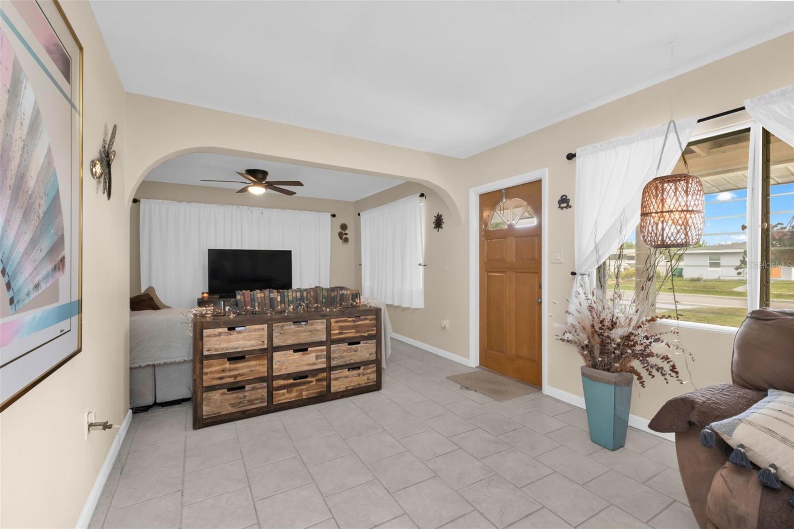 Image 15 of 39 For 3191 Easy Street