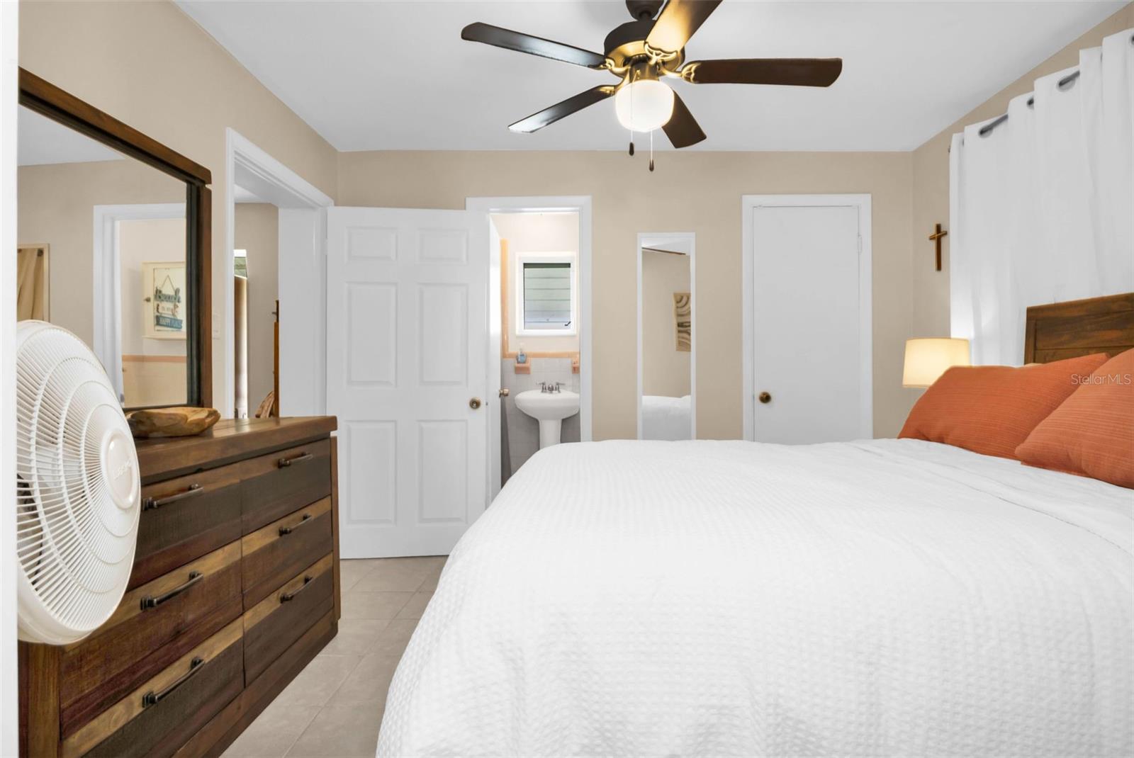 Image 20 of 39 For 3191 Easy Street