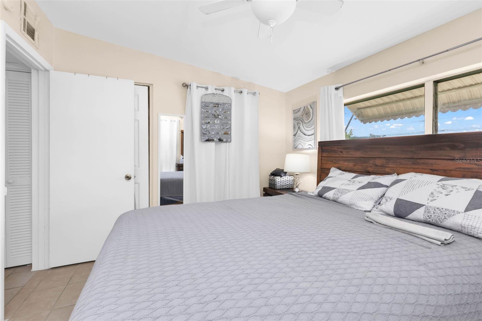 Image 27 of 39 For 3191 Easy Street