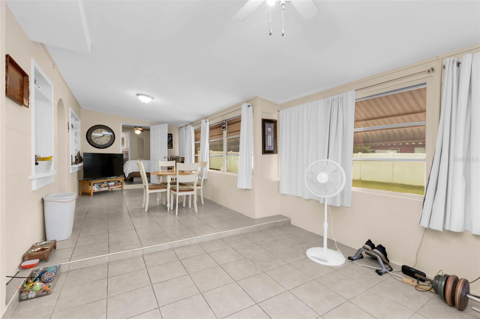 Image 29 of 39 For 3191 Easy Street