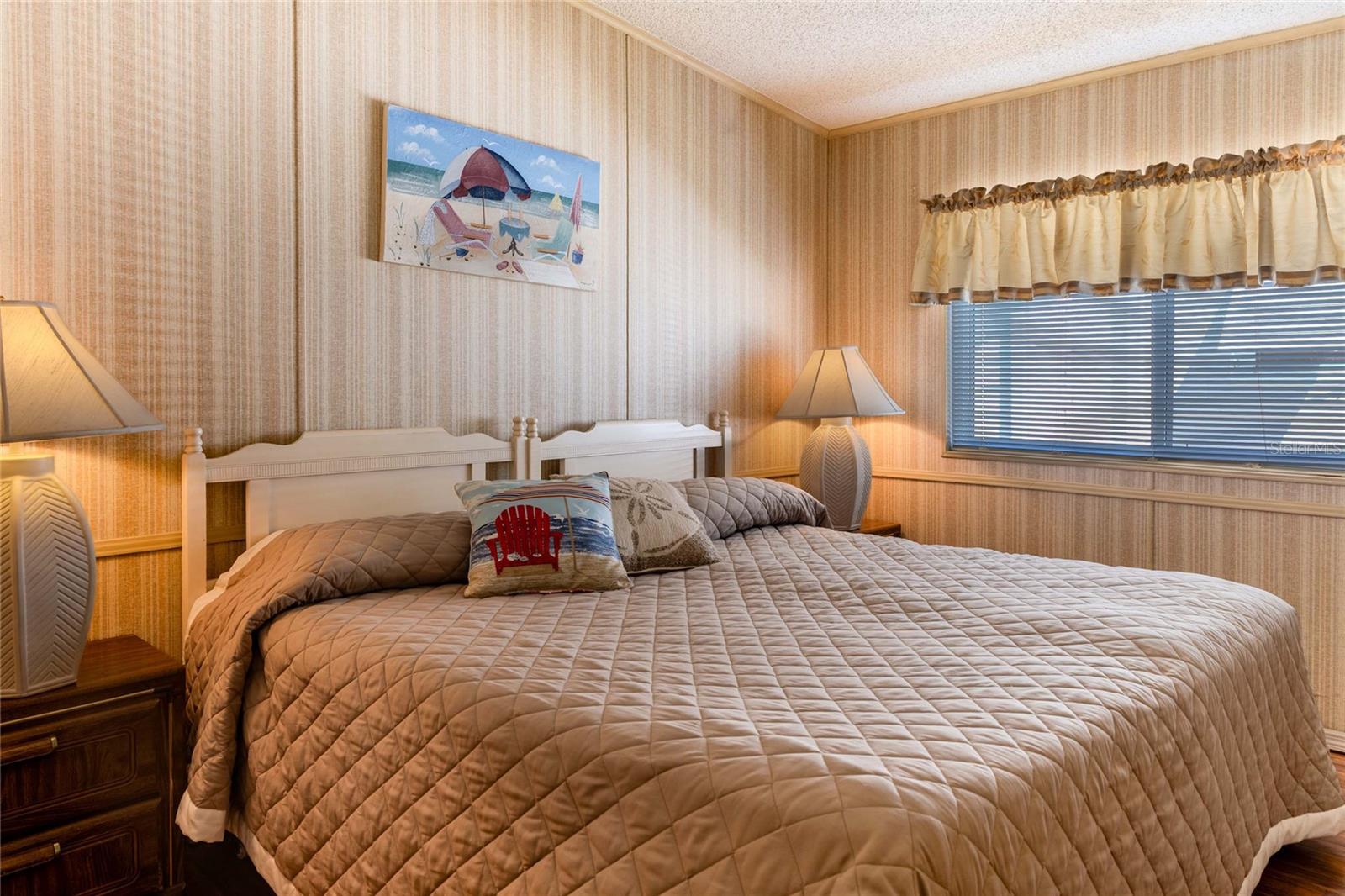 Image 24 of 43 For 2100 Kings Highway  653