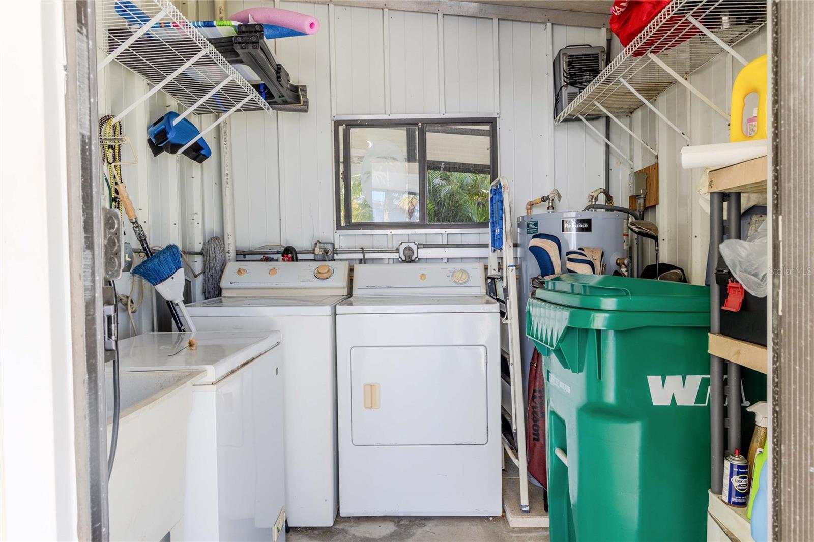 Image 30 of 43 For 2100 Kings Highway  653