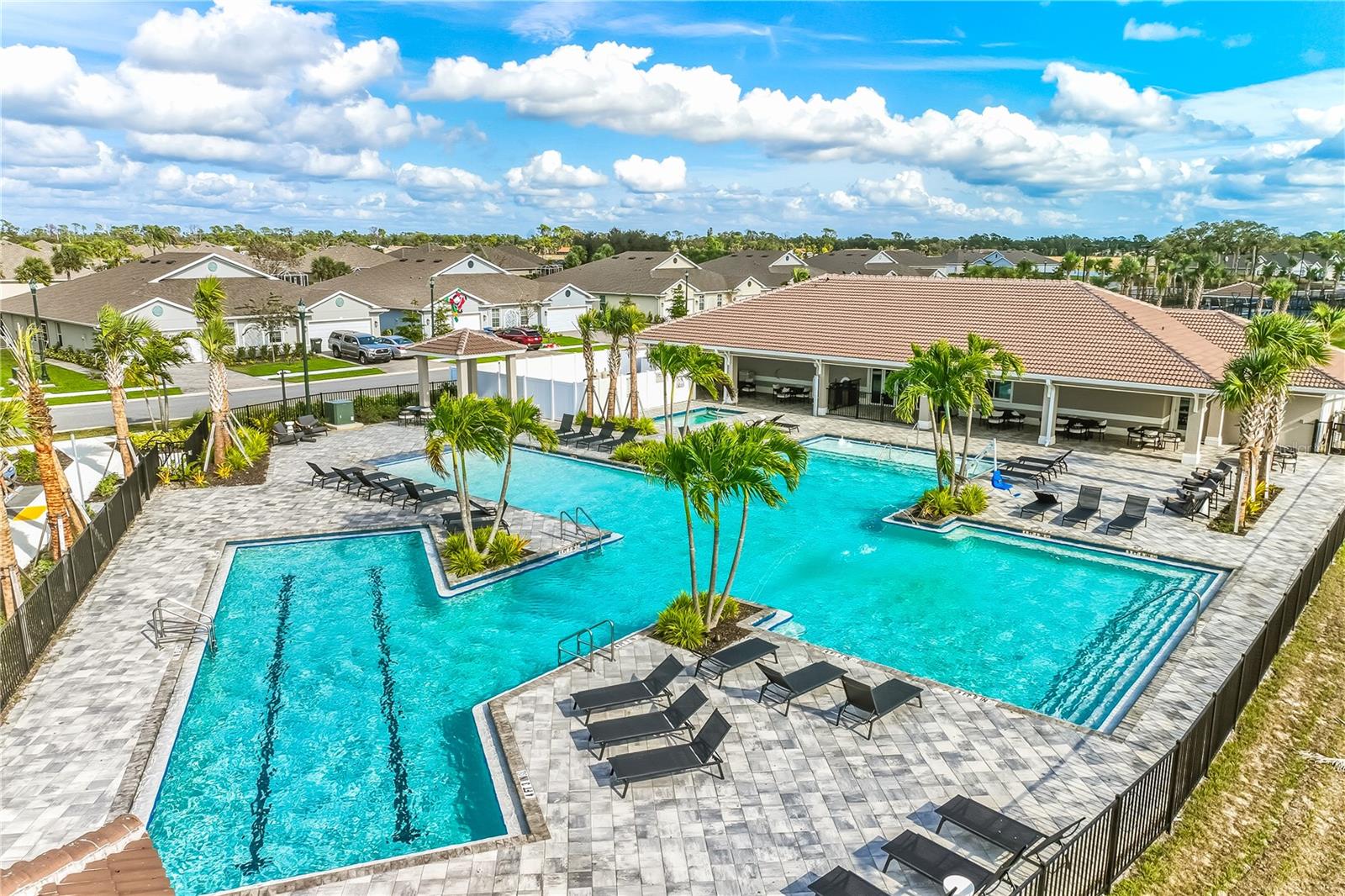 Image 20 of 27 For 4948 Tuscola Boulevard