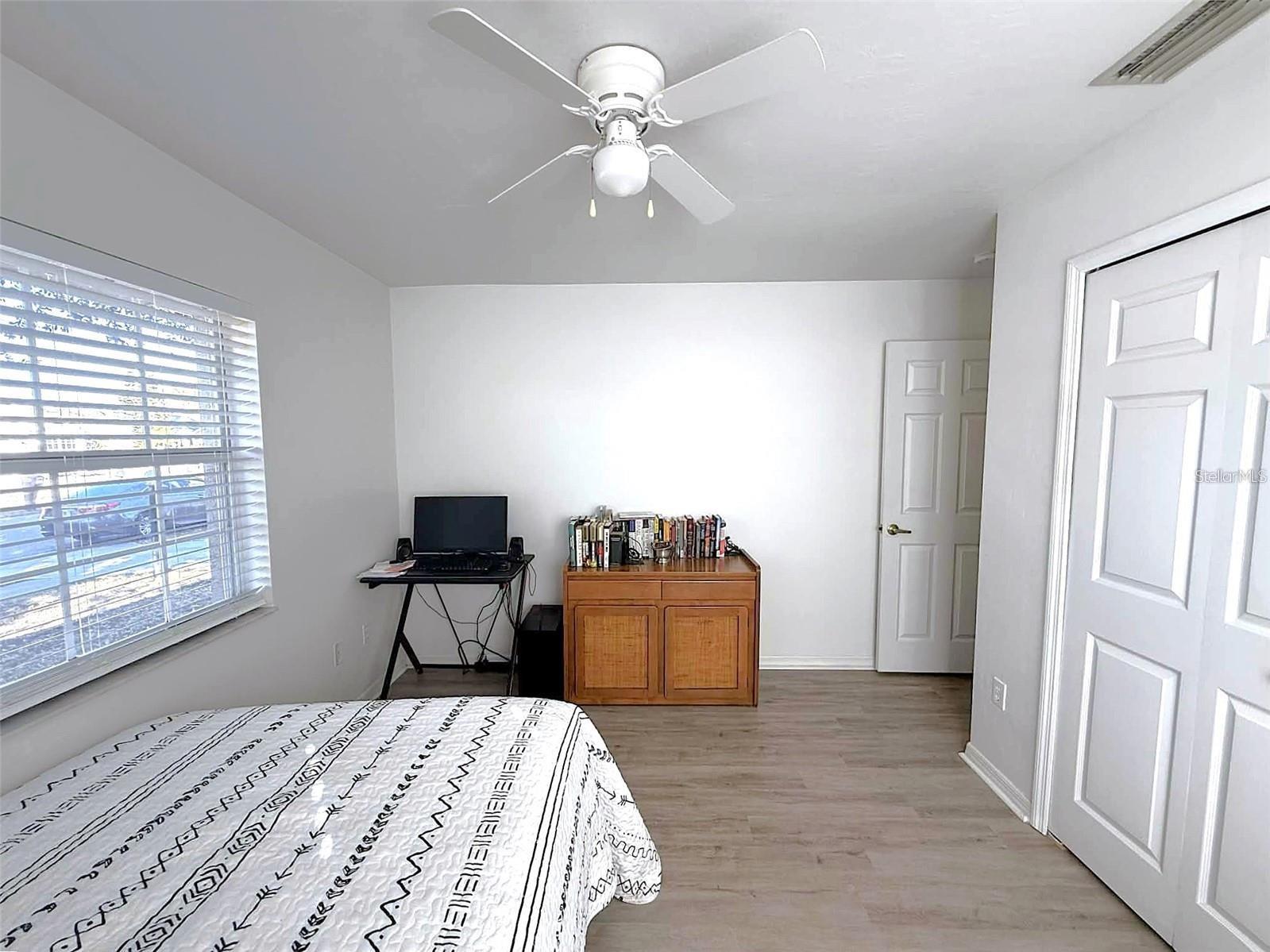 Image 33 of 43 For 504 Rose Apple Circle