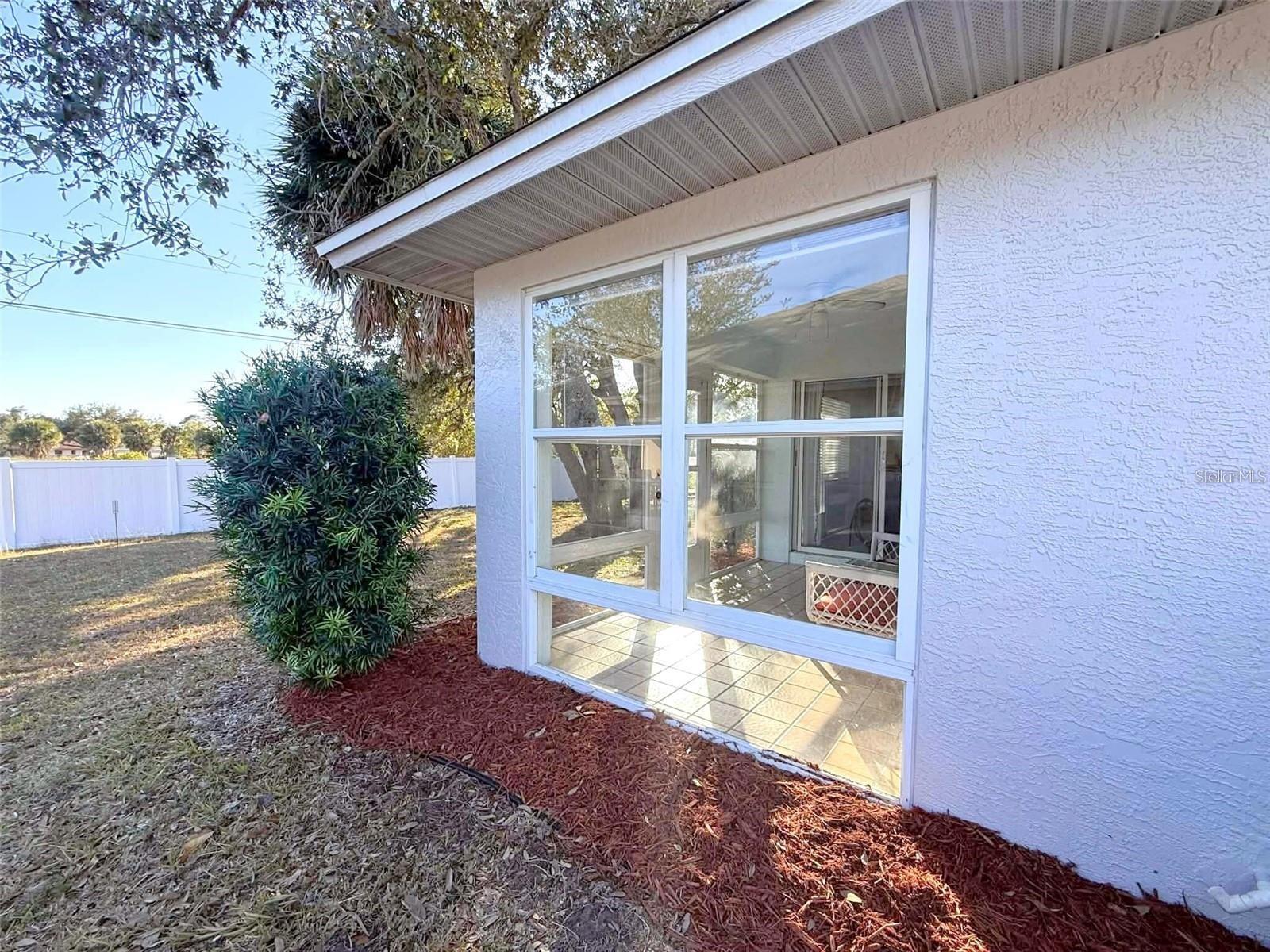 Image 40 of 43 For 504 Rose Apple Circle