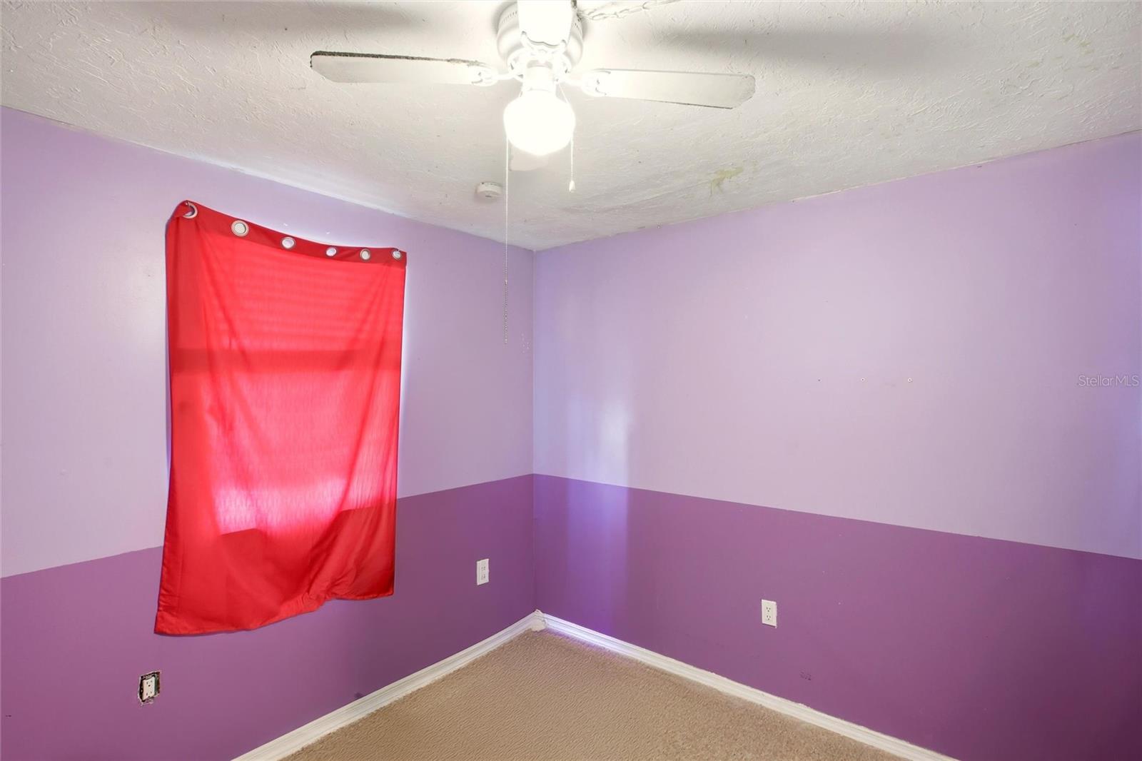 Image 16 of 35 For 21585 Olean Boulevard