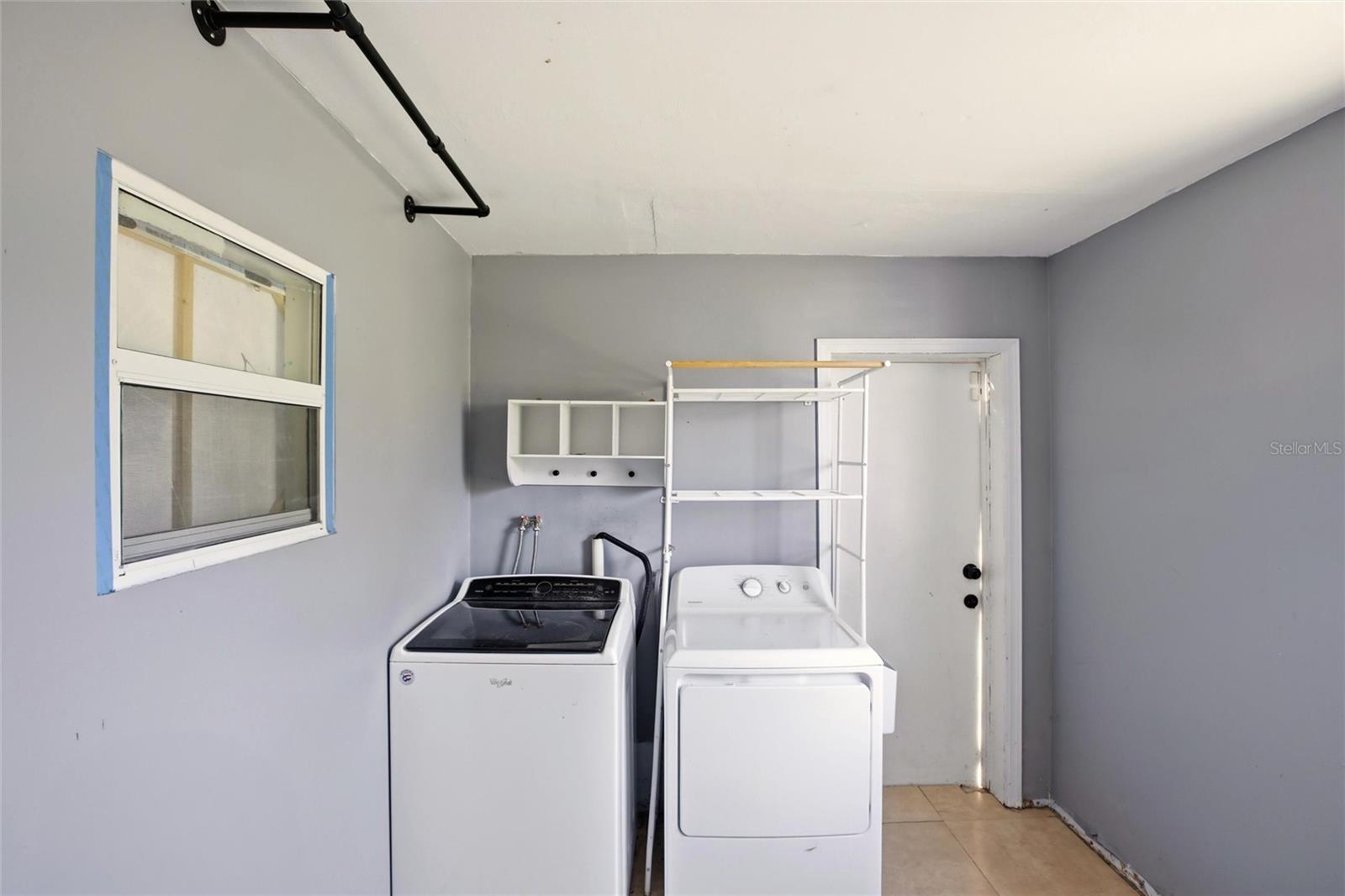 Image 25 of 35 For 21585 Olean Boulevard