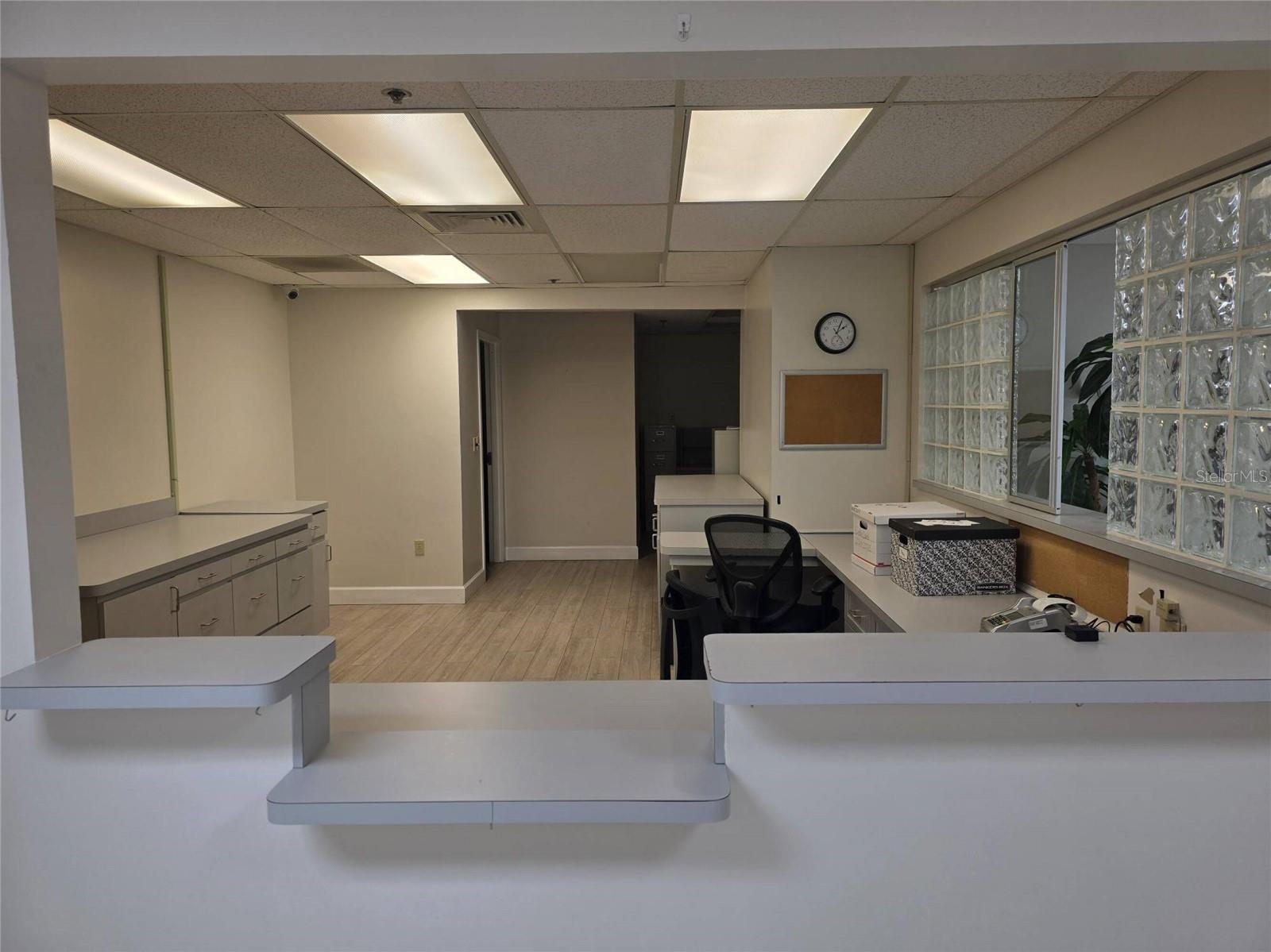 Image 11 of 16 For 2525 Harbor Boulevard 101