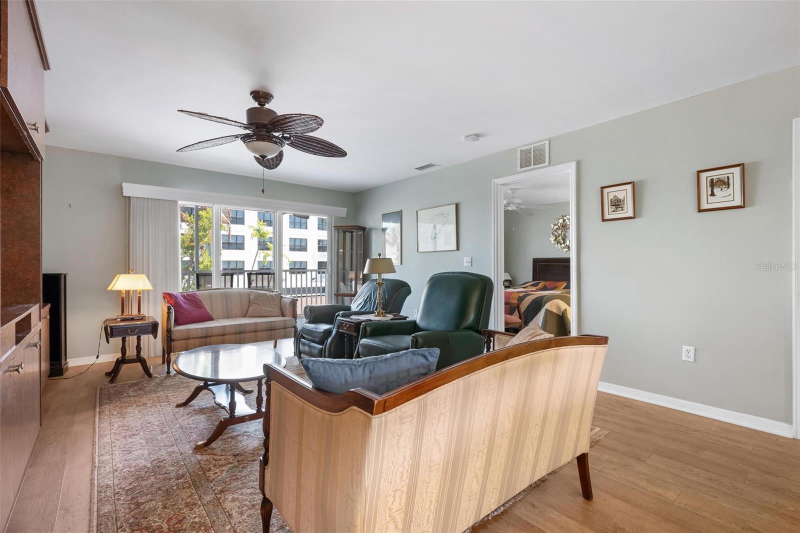 Image 13 of 47 For 150 Harborside Avenue 303