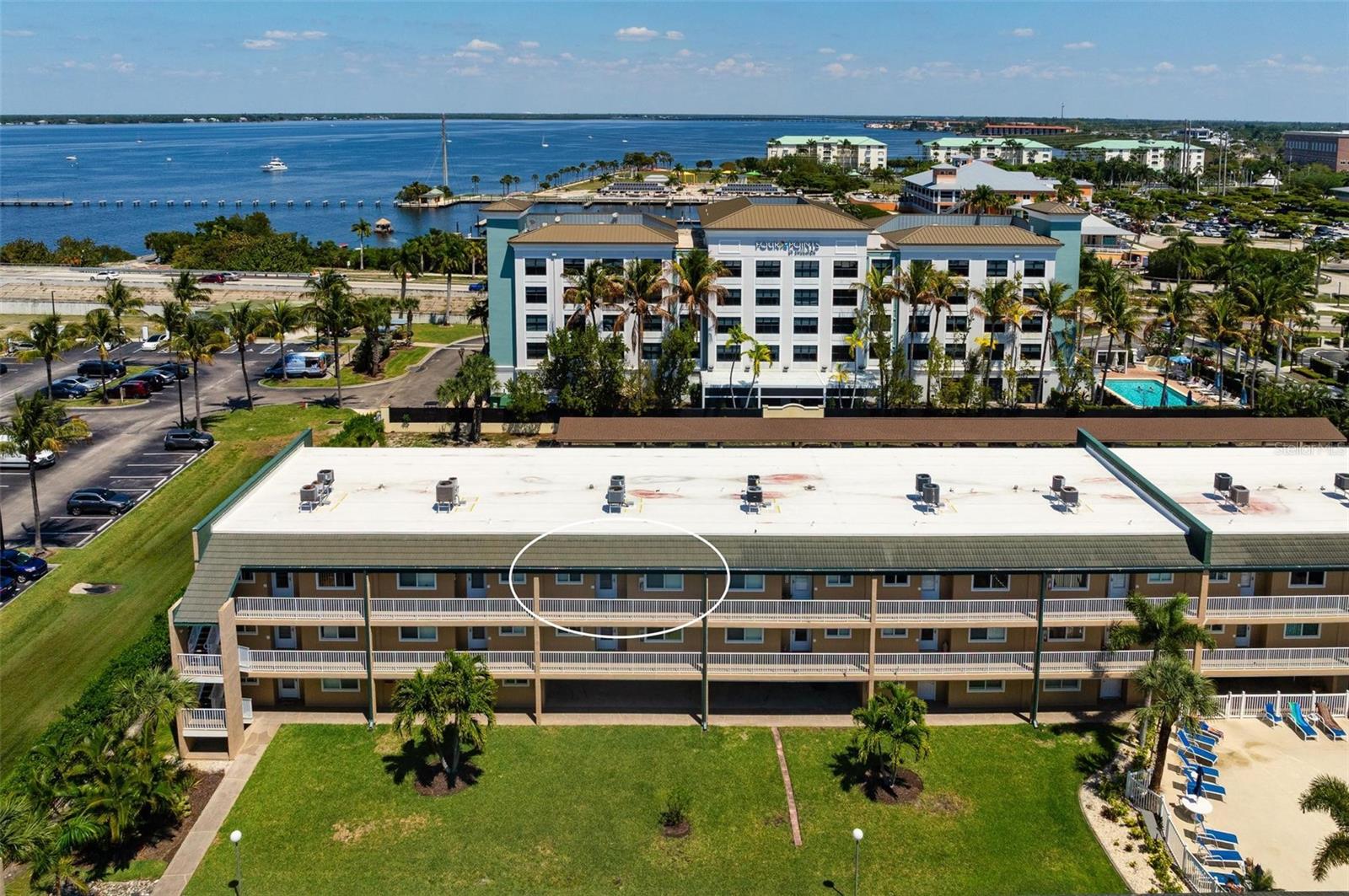 Image 9 of 47 For 150 Harborside Avenue 303