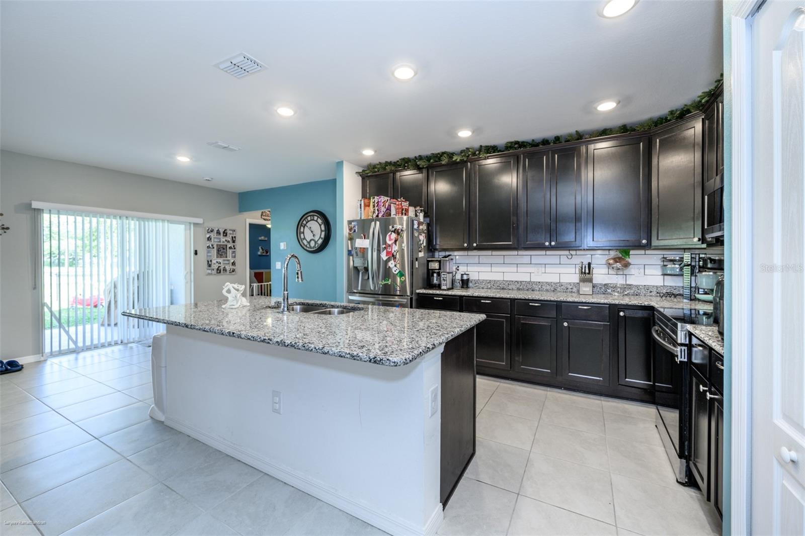 Image 16 of 51 For 25506 Doredo Drive