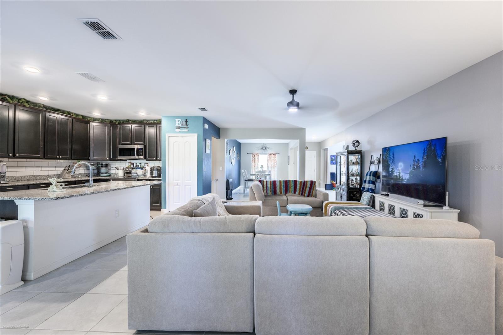 Image 23 of 51 For 25506 Doredo Drive