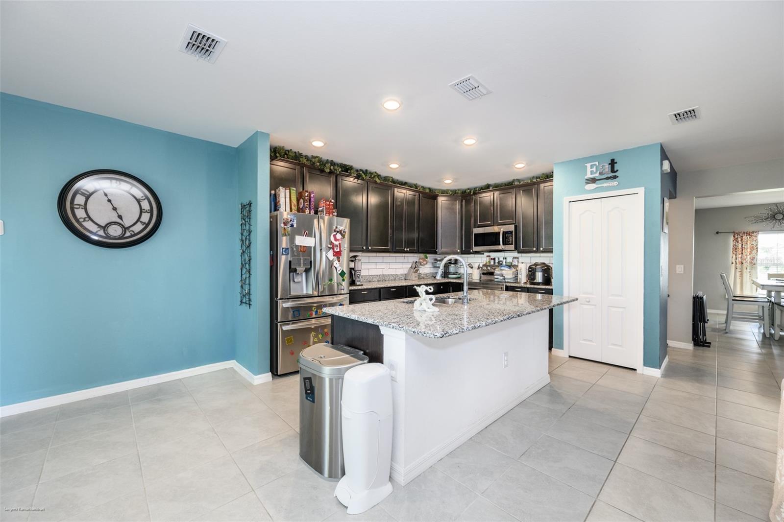 Image 5 of 51 For 25506 Doredo Drive