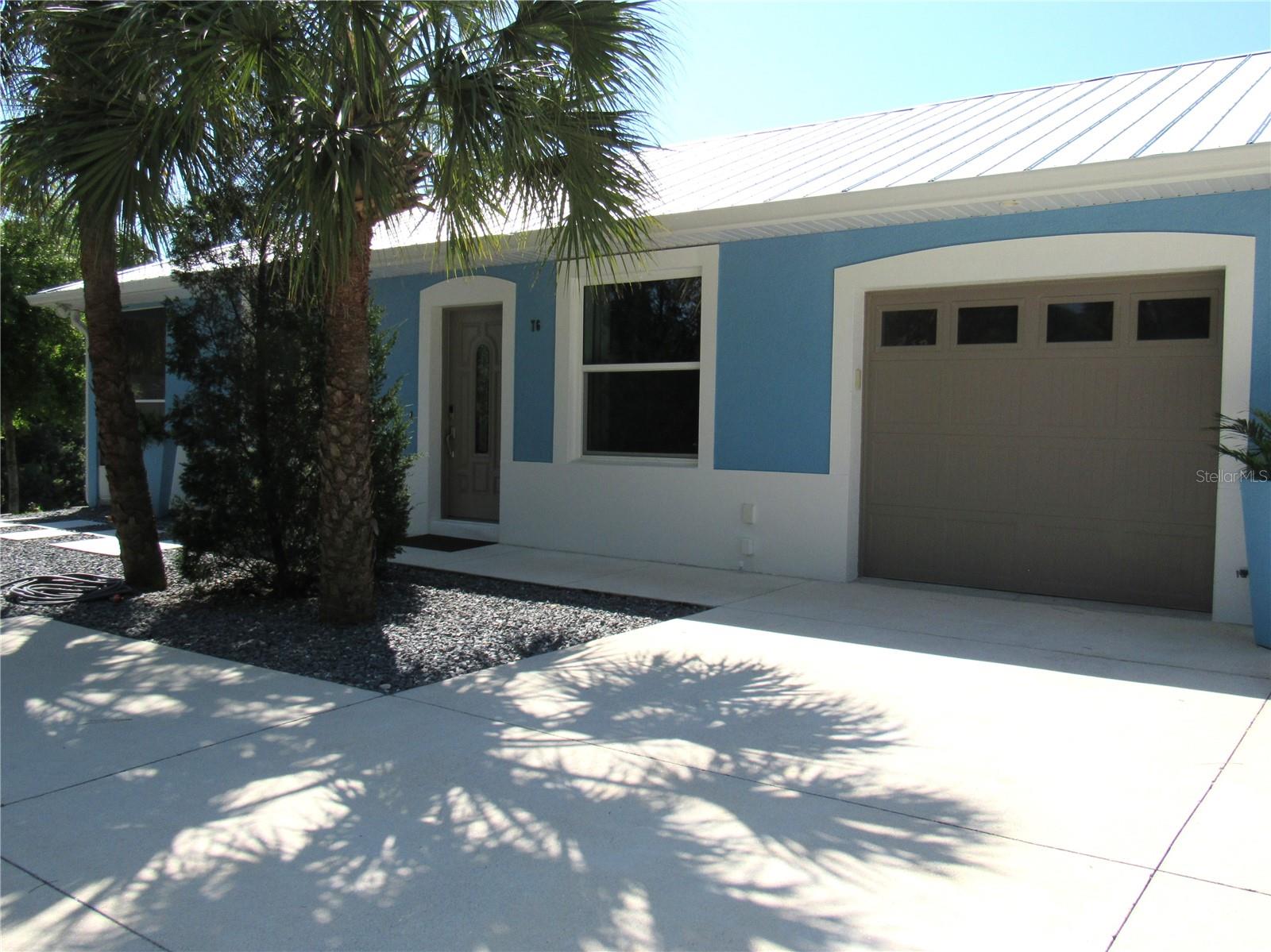 Image 10 of 50 For 2074 & 2076 Como Street