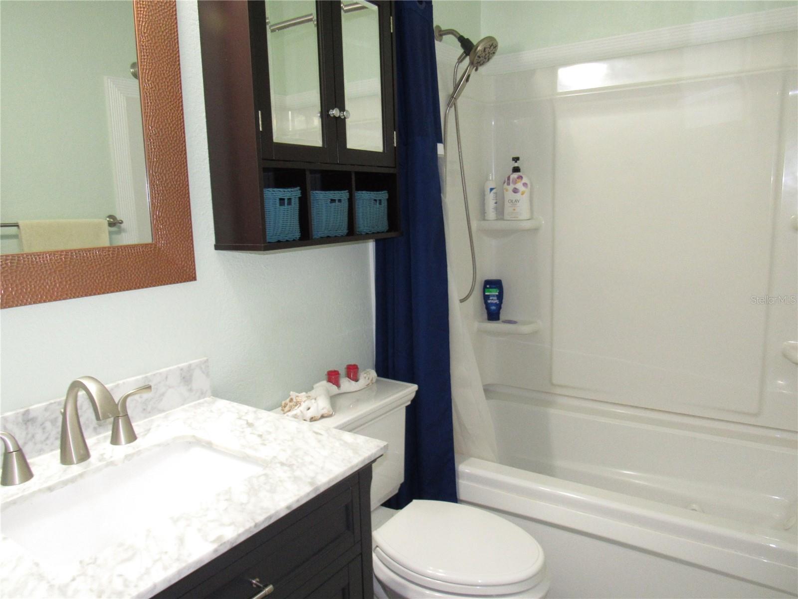 Image 30 of 50 For 2074 & 2076 Como Street