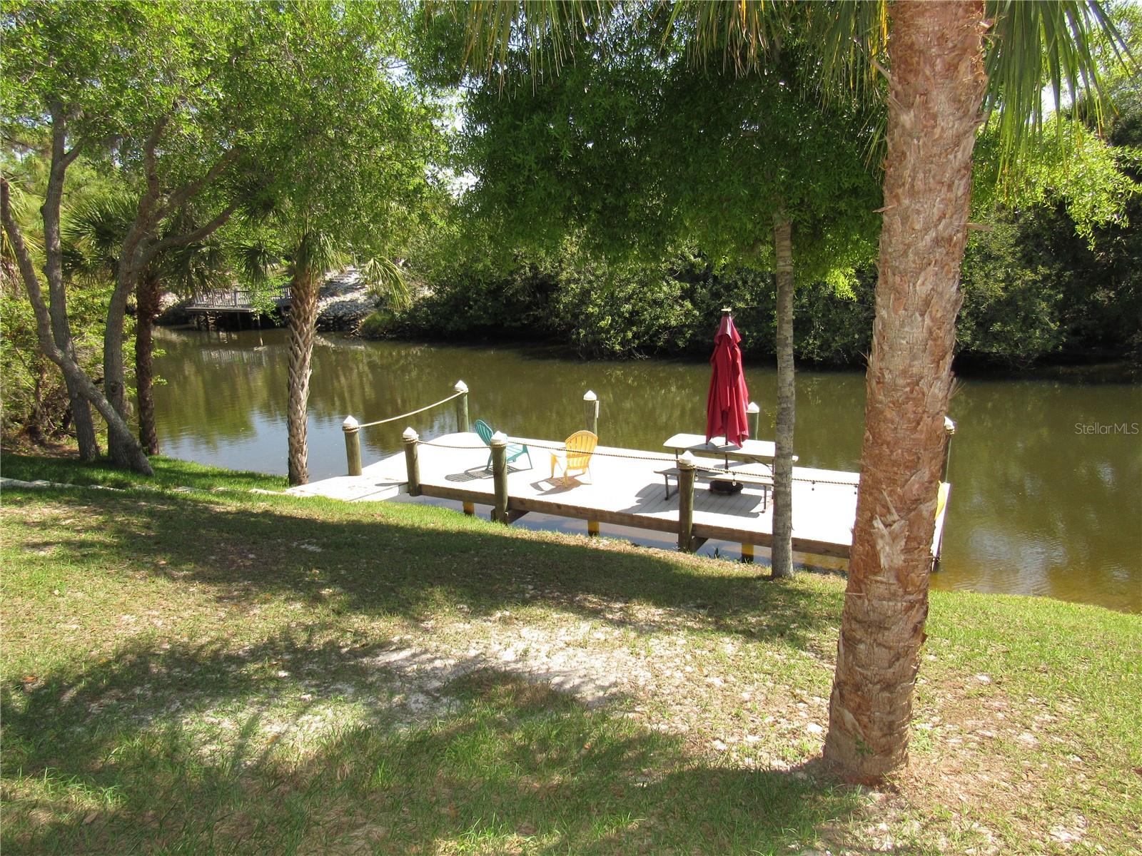 Image 45 of 50 For 2074 & 2076 Como Street