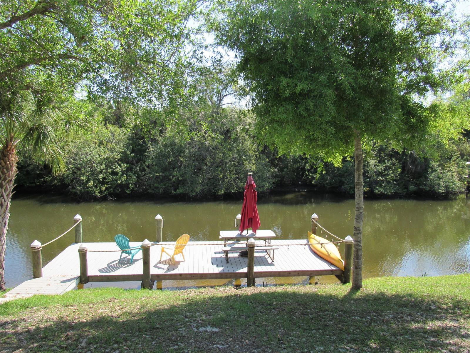 Image 48 of 50 For 2074 & 2076 Como Street