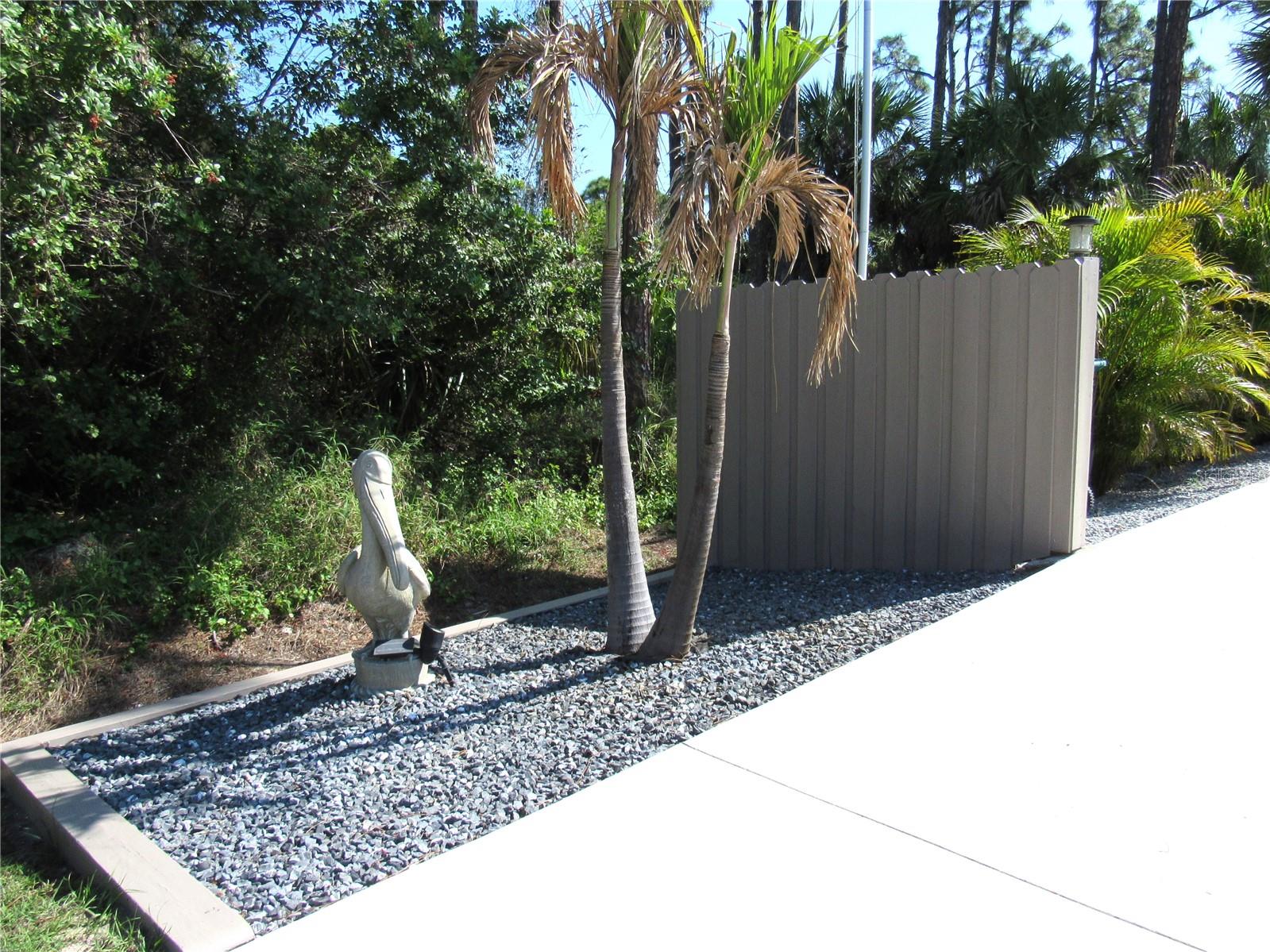 Image 7 of 50 For 2074 & 2076 Como Street