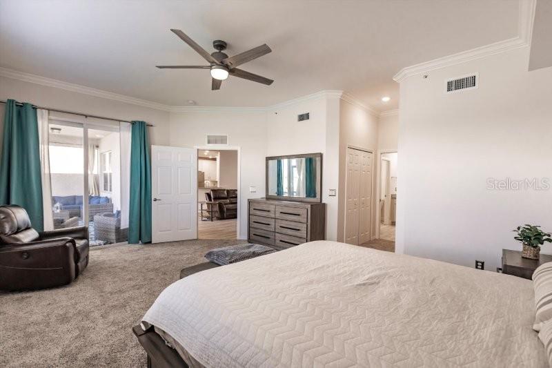 Image 15 of 67 For 14009 Black Beauty Drive 212