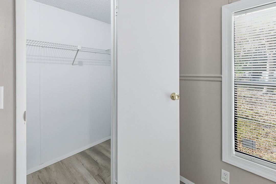 Image 17 of 46 For 2828 Toronado Trail