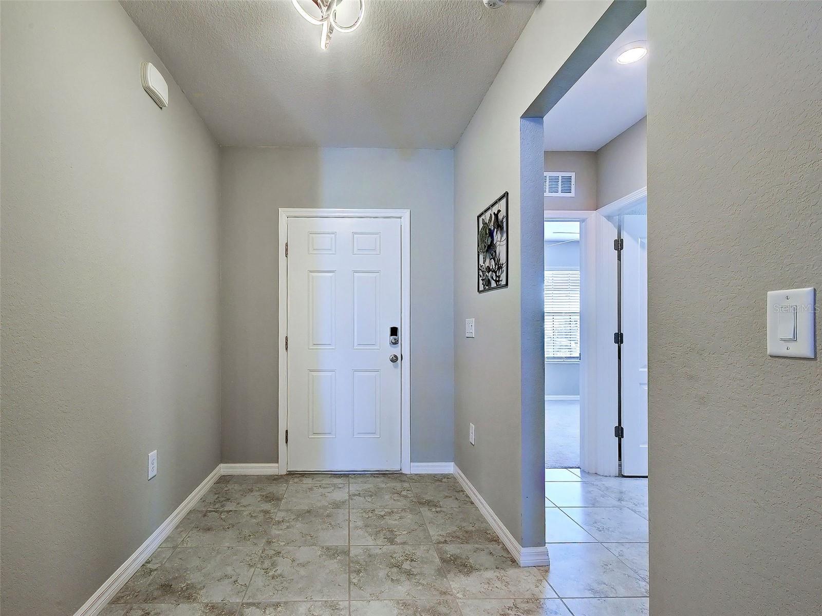 Image 10 of 62 For 2065 Apian Way