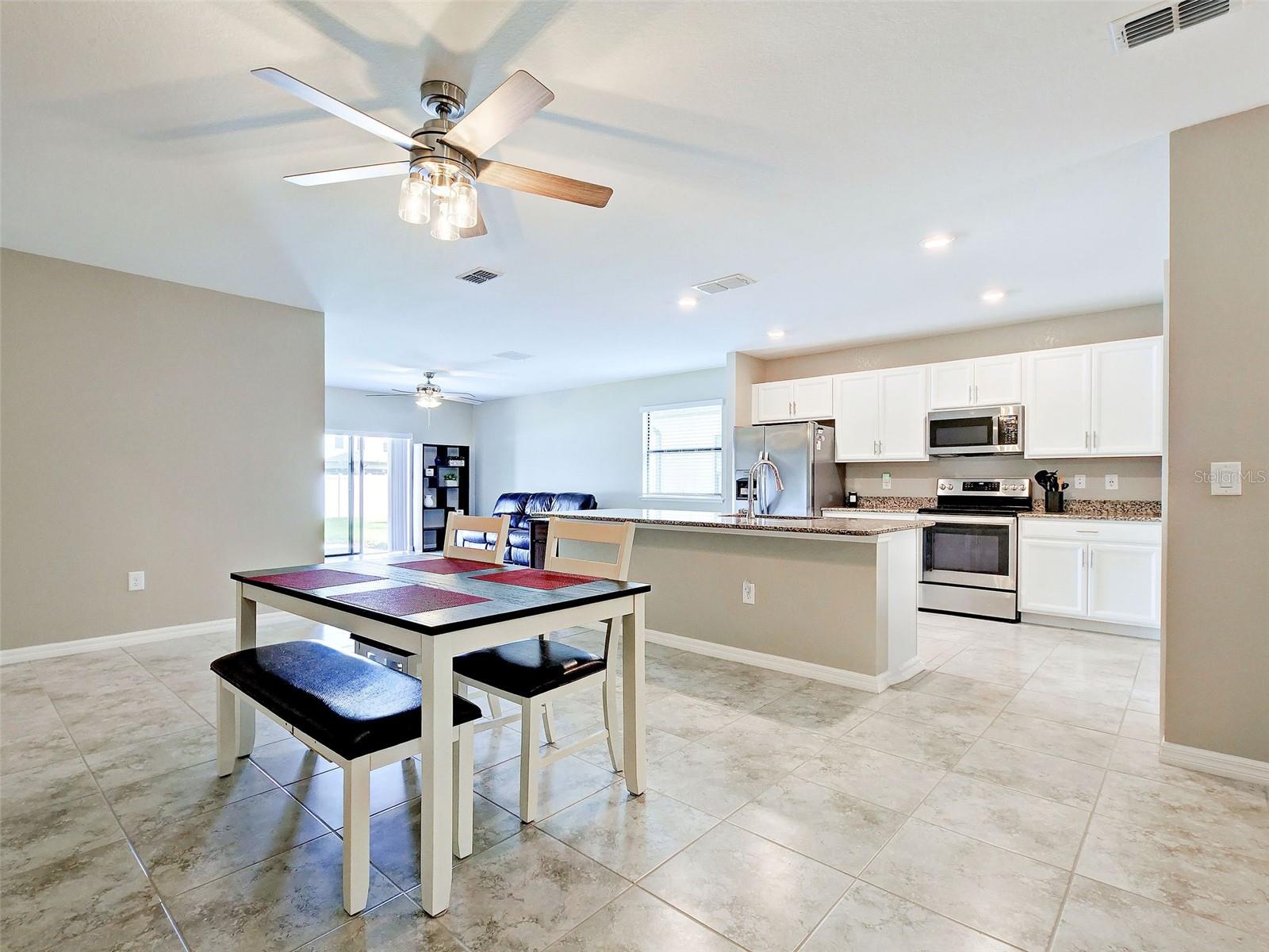 Image 15 of 62 For 2065 Apian Way