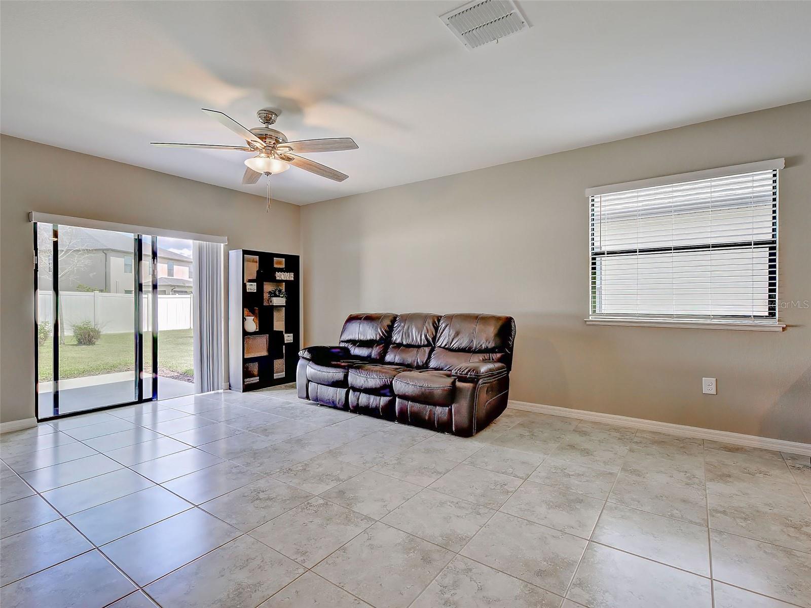 Image 16 of 62 For 2065 Apian Way