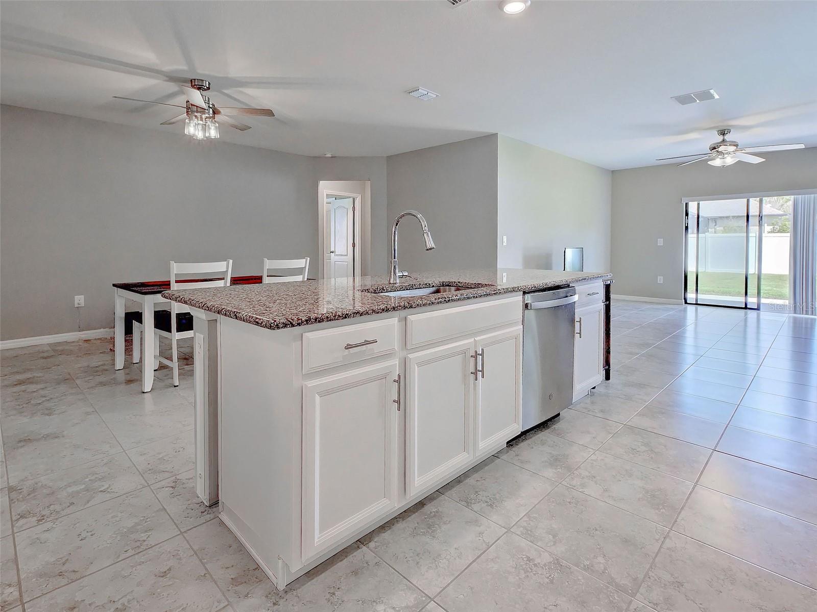 Image 22 of 62 For 2065 Apian Way