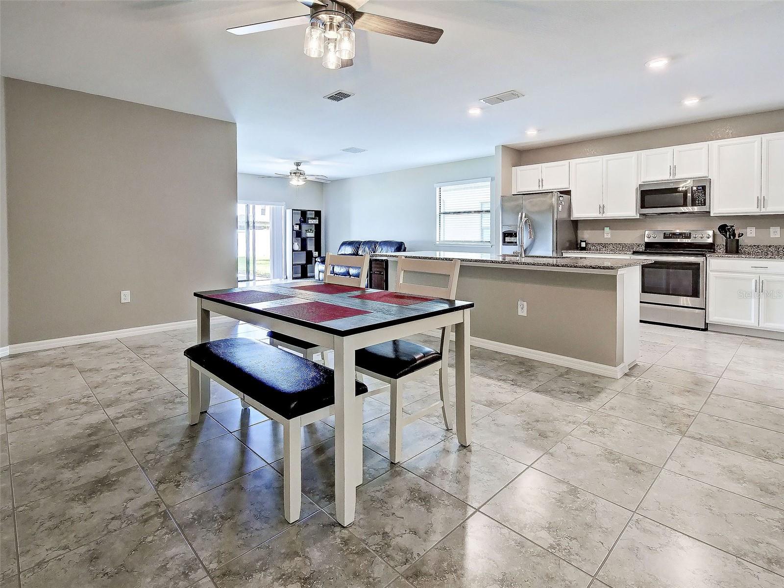 Image 23 of 62 For 2065 Apian Way