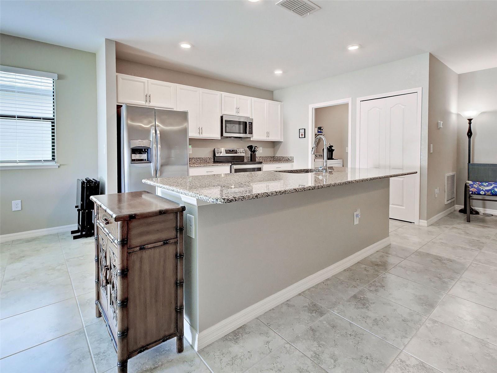 Image 25 of 62 For 2065 Apian Way