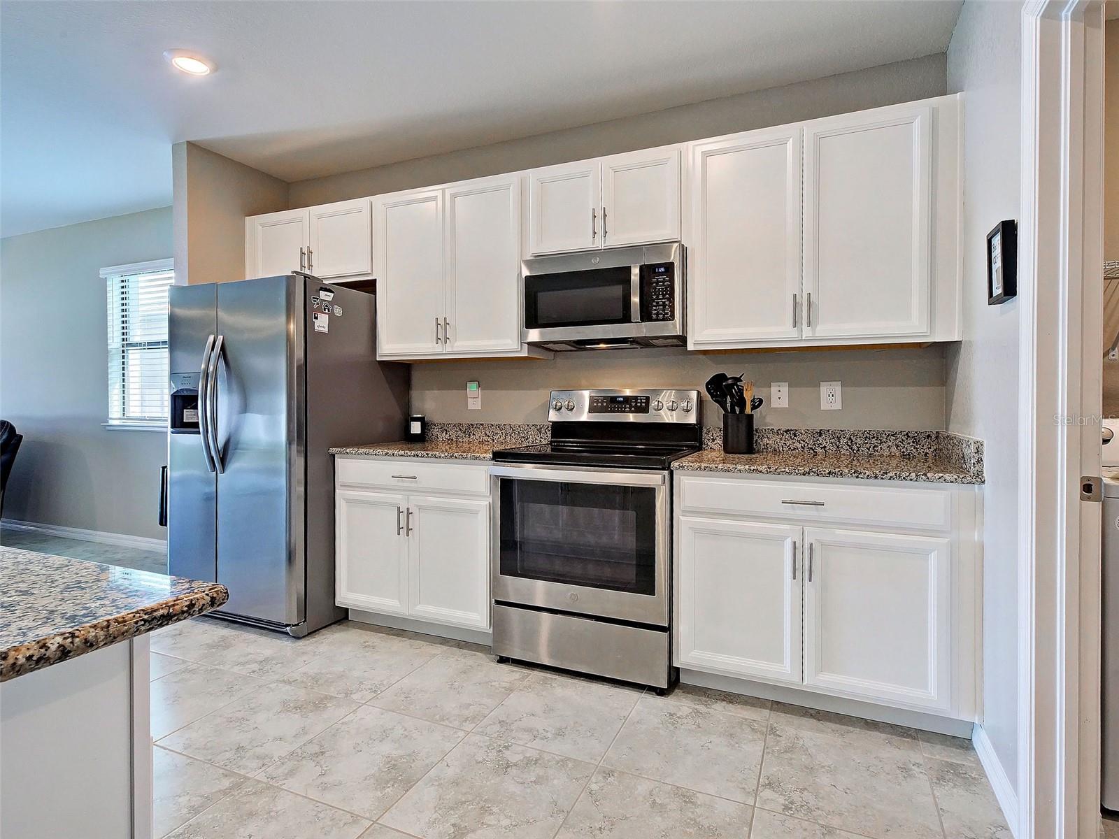 Image 27 of 62 For 2065 Apian Way