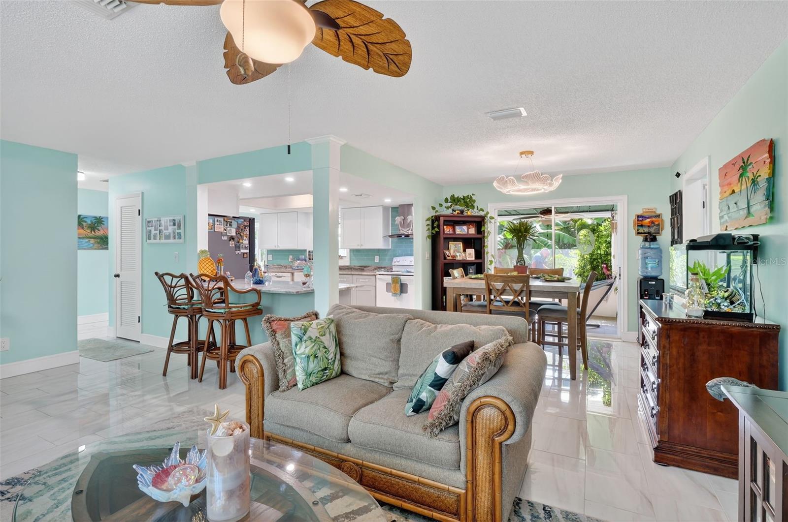 Image 13 of 82 For 4638 Vinsetta Avenue