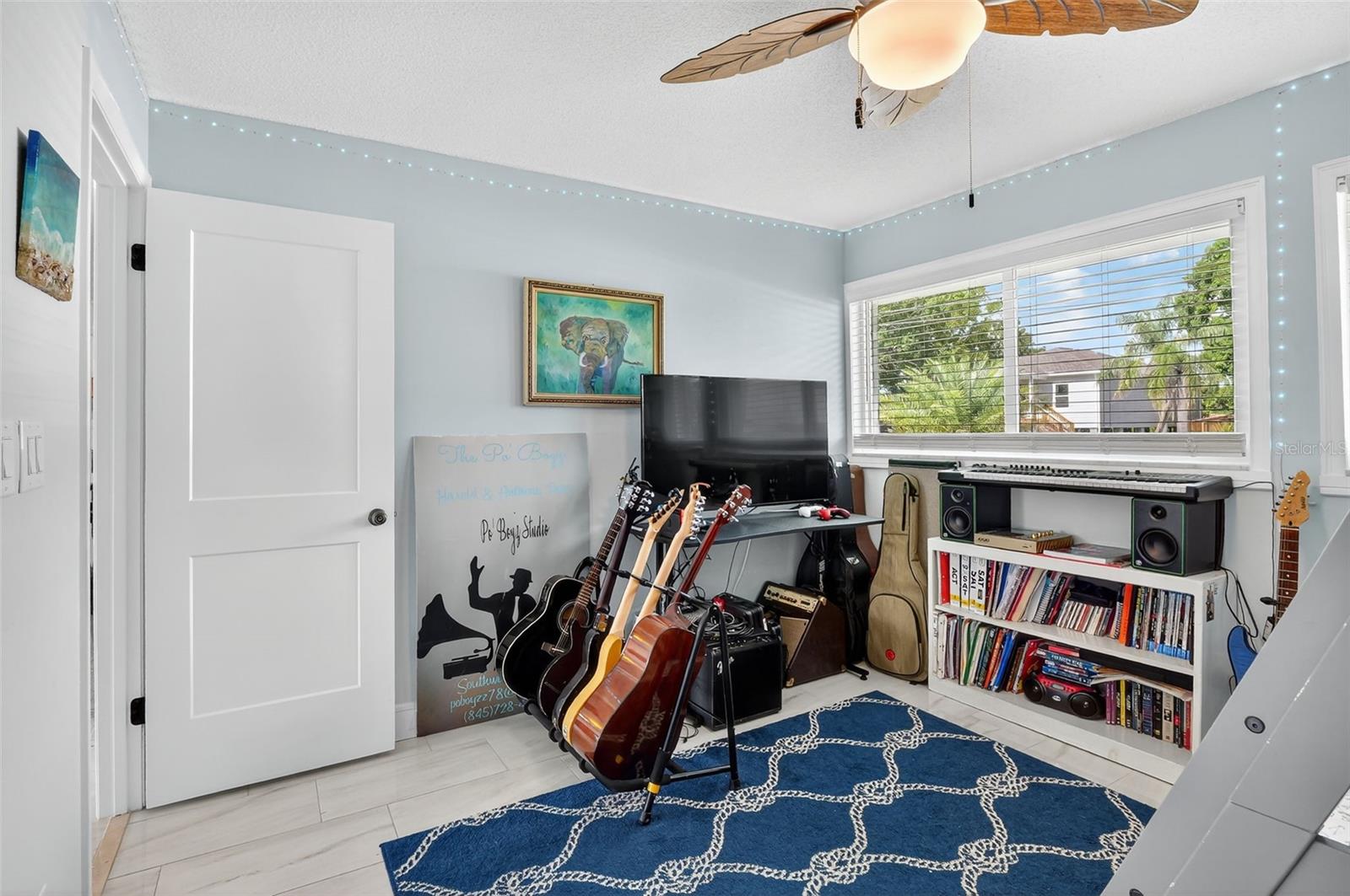 Image 22 of 82 For 4638 Vinsetta Avenue