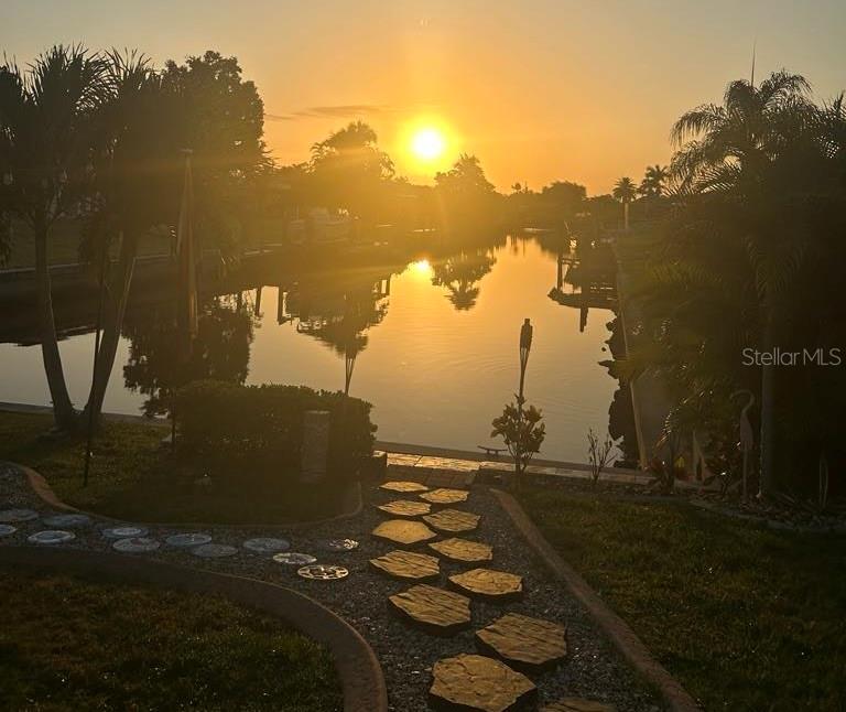 Image 61 of 82 For 4638 Vinsetta Avenue