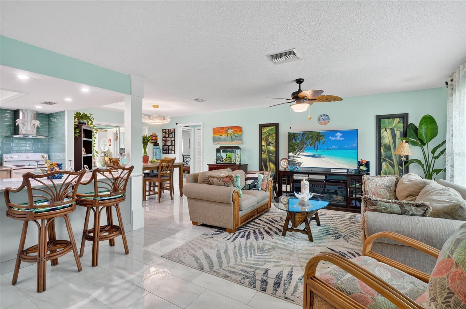 Image 9 of 82 For 4638 Vinsetta Avenue