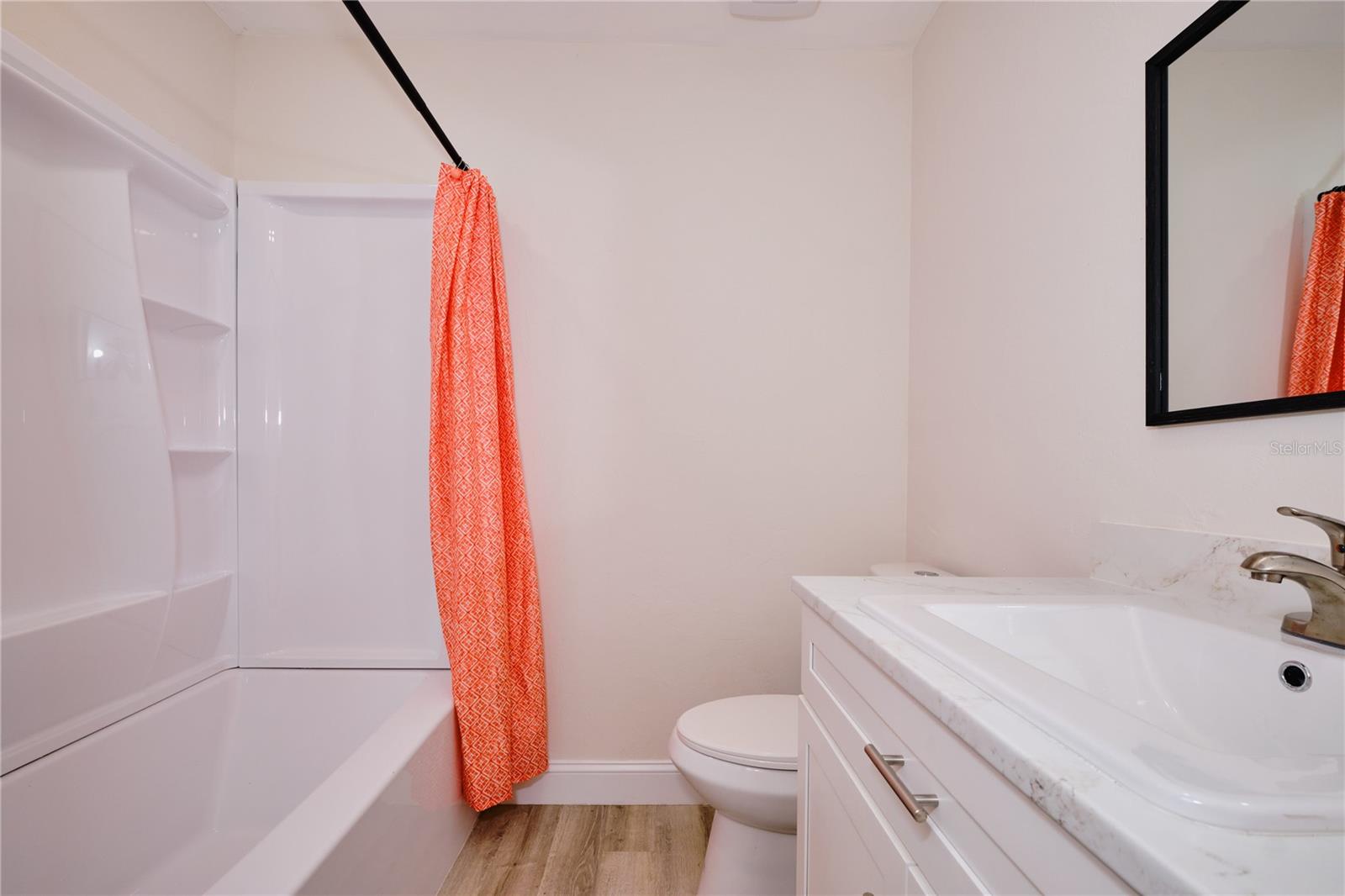 Listing photo id 31 for 221 18th Avenue Nw