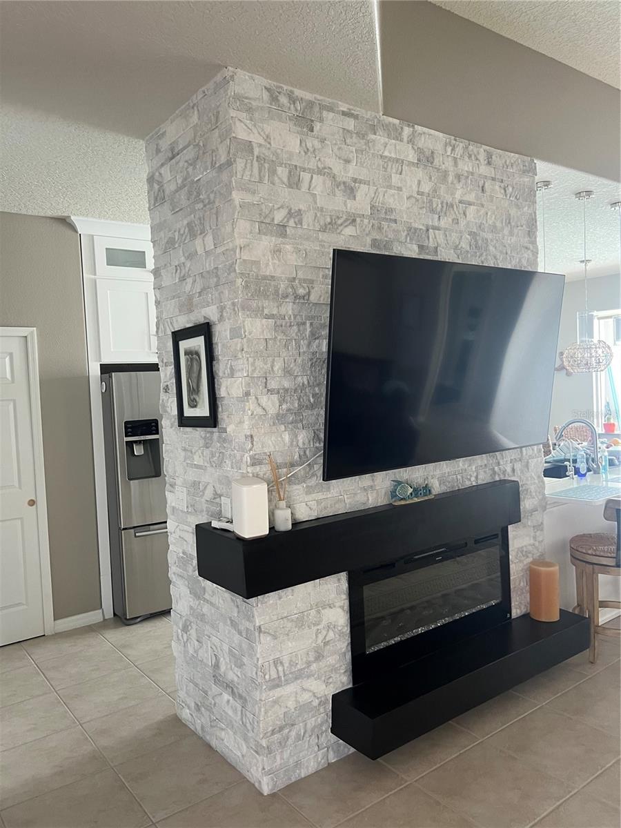 Image 5 of 40 For 5 Windward Terrace