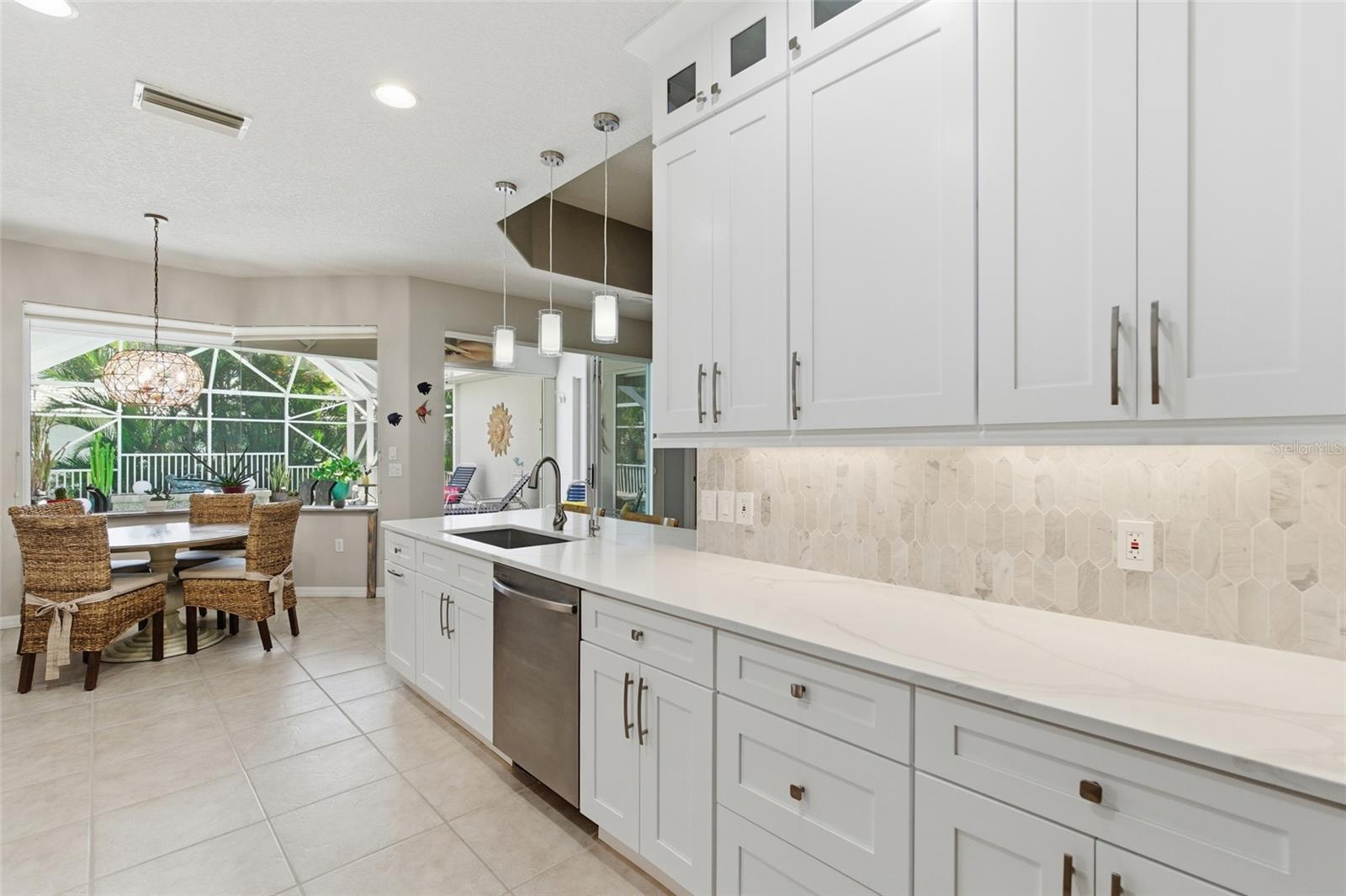 Image 8 of 40 For 5 Windward Terrace